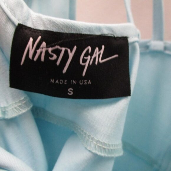 NWT Nasty Gal Plunging Neck Mini Dress - Picture 5 of 6